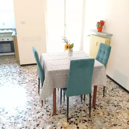 In Centro La Casa Di Tony Daire Asti